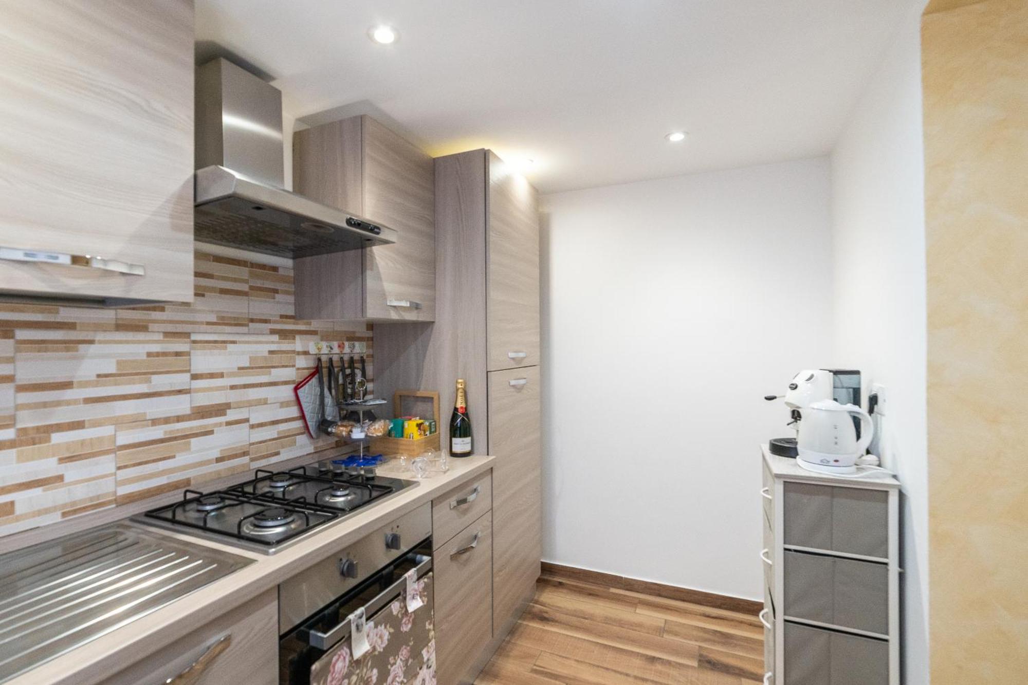 Casa La Scivola Apartment คาตาเนีย ภายนอก รูปภาพ