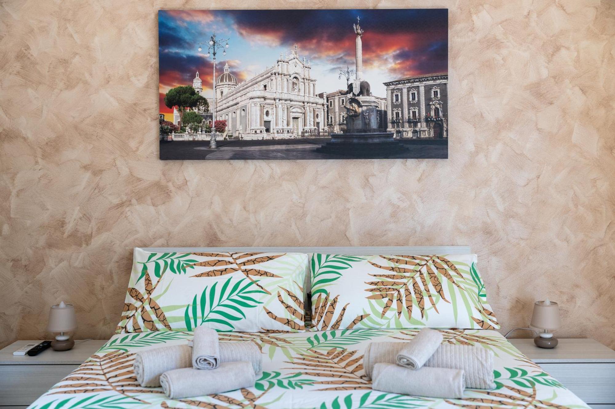 Casa La Scivola Apartment คาตาเนีย ภายนอก รูปภาพ
